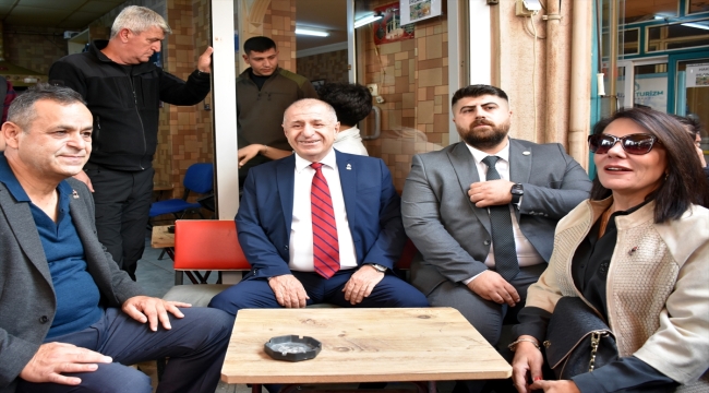 Zafer Partisi Genel Başkanı Özdağ, Kırıkkale'de ziyaretlerde bulundu