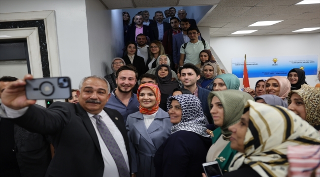 Aile ve Sosyal Hizmetler Bakanı Göktaş, AK Parti Gaziantep İl Başkanlığında konuştu