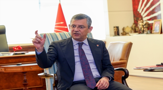 CHP Genel Başkanı Özel, DİSK Genel Başkanı Çerkezoğlu ile bir araya geldi