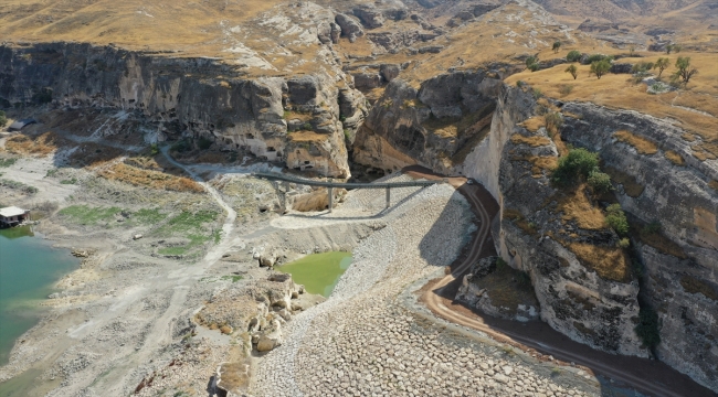 Hasankeyf'teki tarihi mağaraların turizme kazandırılması için çalışma başlatıldı