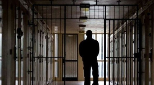 15 İnfaz koruma memurunun yargılandığı davada hapis cezaları verildi