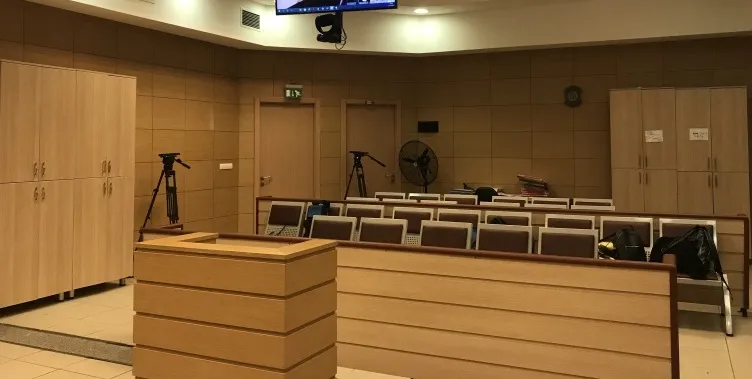 Duruşma Salonları İstismar Mı Ediliyor?