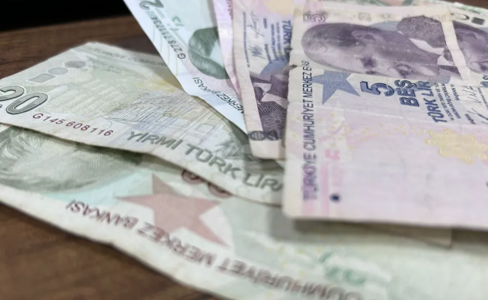 O Memurlara  Rekor Maaş Promosyon Müjdesi: Anlaşma Sağlandı