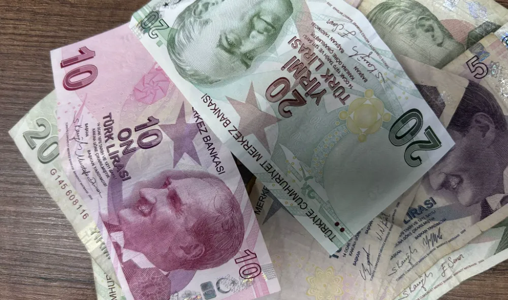 Adliyede Yeni Bir Hırsızlık Vakası Daha: Müdür 2 Milyon TL