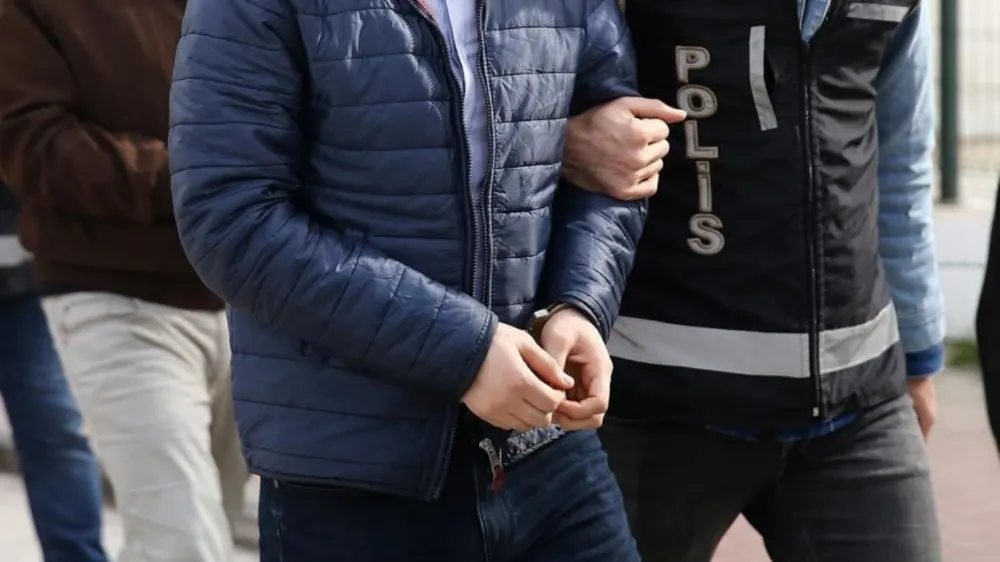 Adliyede operasyon: İcra müdürü ve katip gözaltına alındı