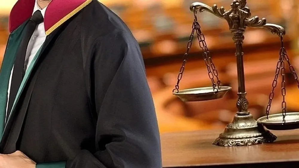 Dolandırıcı avukat adliyede gözaltına alındı