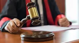 Yargıtay’dan Emsal Karar: Casus Yazılım Yüklü Telefon Hediye Eden Eş Suçlu Bulundu
