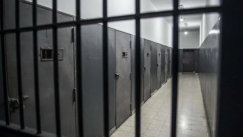 Cezaevi Firarileri Plajda Yakalandı: 3 Hükümlü Eğlenirken Jandarmaya Yakalandı
