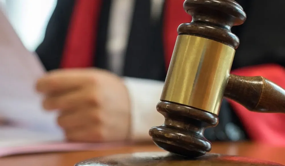 Yargıtay’dan emsal karar: Başkasının bilgileriyle sosyal medya hesabı açan kişiye hapis cezası