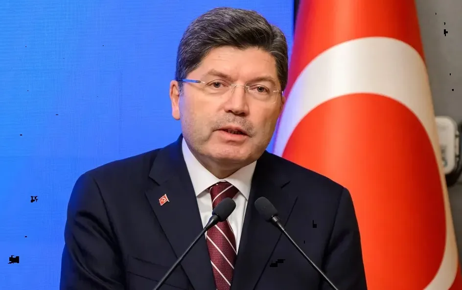 Yılmaz Tunç Açıkladı: Trafikte Yol Kesene 3, Havaya Ateş Açana 5 Yıl Hapis