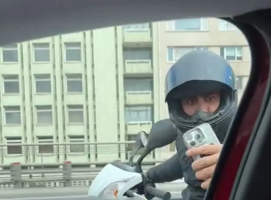 Şişli’de Trafik Tartışması: Kadın Avukatın Aracına Yumruk