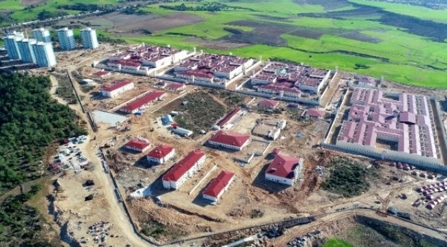 Yeni açılan cezaevlerine ataması yapılan İKM