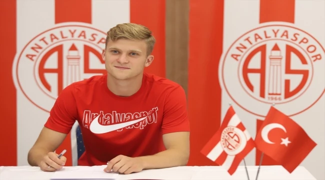 Antalyaspor, Jakub Kaluzinski